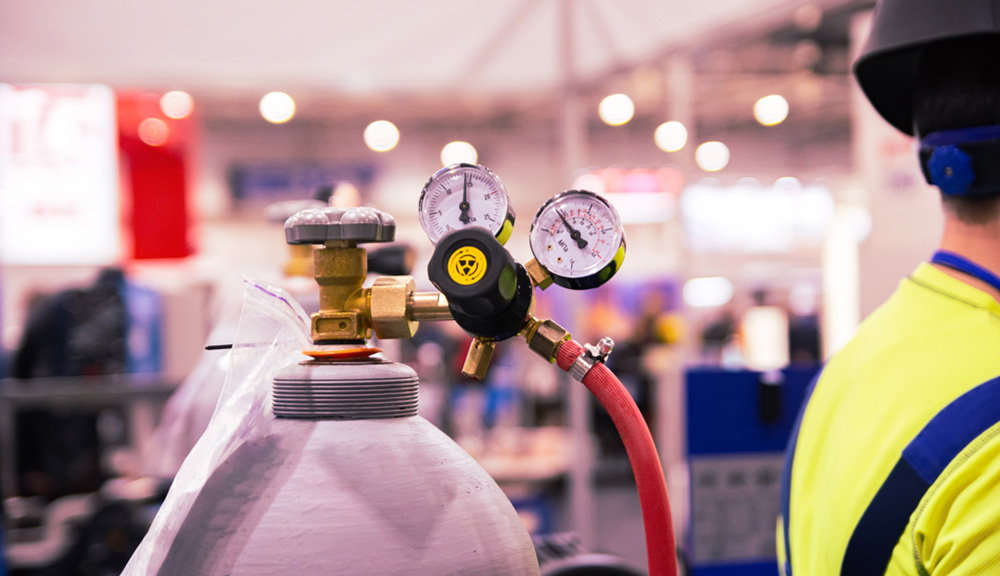 Gas---Eco-Efficient-Buildings_-Harnessing-the-Power-of-Facility-Management-Software